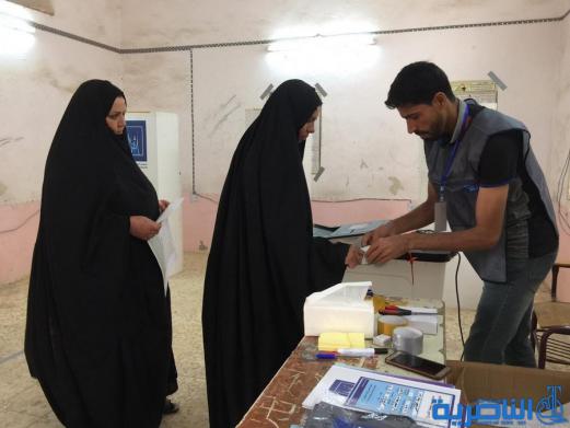 بالصور:الساعات الاولى من انطلاق التصويت العام في احد مراكز الناصرية الانتخابية