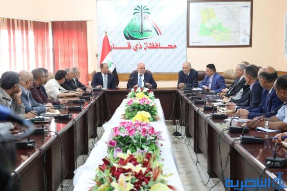 العبادي يجتمع بمدراء الدوائر في ذي قار  لبحث ملف الخدمات