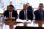 محافظ ذي قار : مؤتمر كربلاء بحث مع رئيس الوزراء توسيع الصلاحيات وتمويل المشاريع وتنفيذها بالاجل