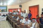 مقالو ذي قار والتجار ورجال الاعمال واصحاب الشركات المحلية تظاهروا امام مبنى المحافظة للمطالبة بزيادة التخصيصات المالية وتسديد مستحقاتهم