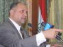 مستشار العبادي يكشف هوية "المندسين" في التظاهرات ويتهم متظاهرين بحمل "سيوف ومسدسات" مستشار العبادي يكشف هوية "المندسين" في التظاهرات ويتهم متظاهرين بحمل "سيوف ومسدسات"